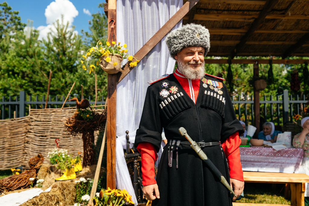 Масштабный фестиваль казачьей культуры собрал сотни гостей в Усть-Лабинске 